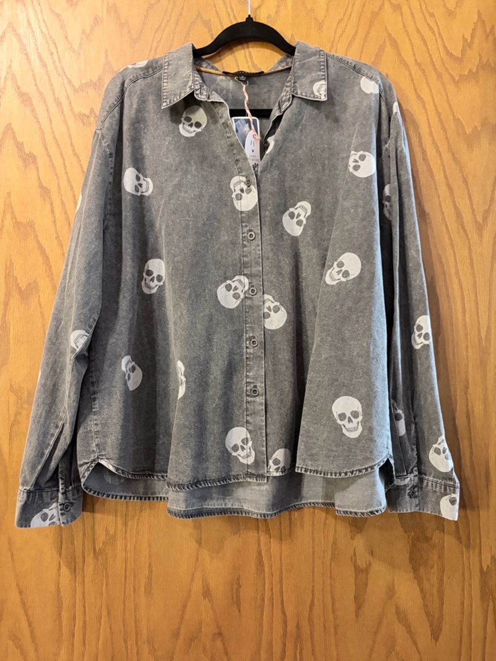 Gray Skull-Print Button-Up Shirt